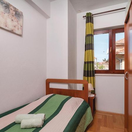 Lovely Apartment In Split With Wifi Exterior photo