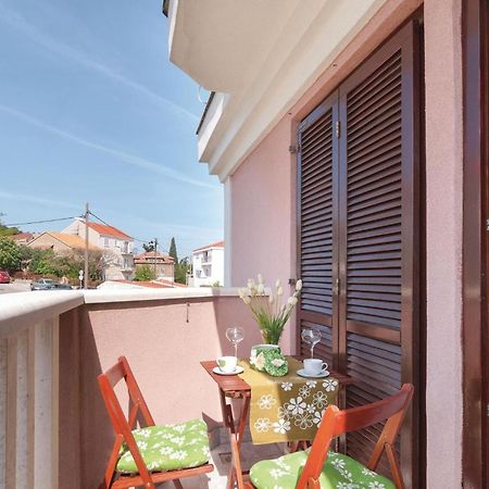 Lovely Apartment In Split With Wifi Exterior photo
